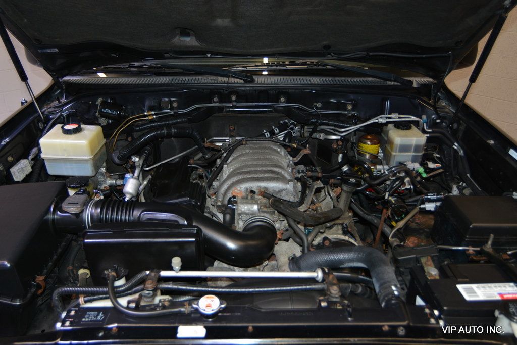 2004 Lexus LX 470 4dr SUV - 22939897 - 33