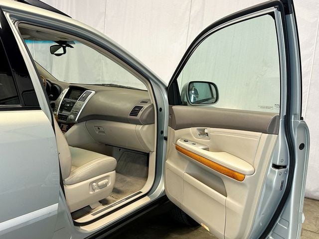 2004 Lexus RX 330 4dr SUV AWD - 23073589 - 16