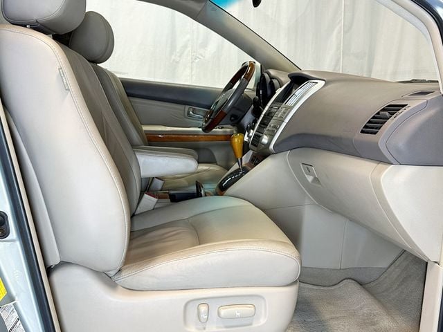 2004 Lexus RX 330 4dr SUV AWD - 23073589 - 19