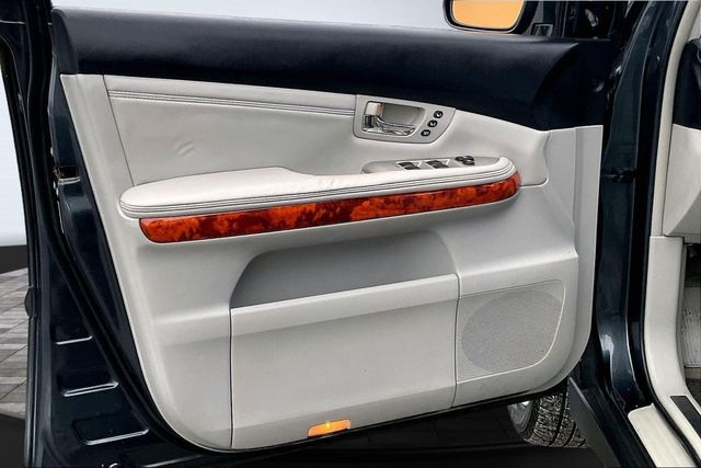 2004 Lexus RX 330 4dr SUV AWD - 23008397 - 8