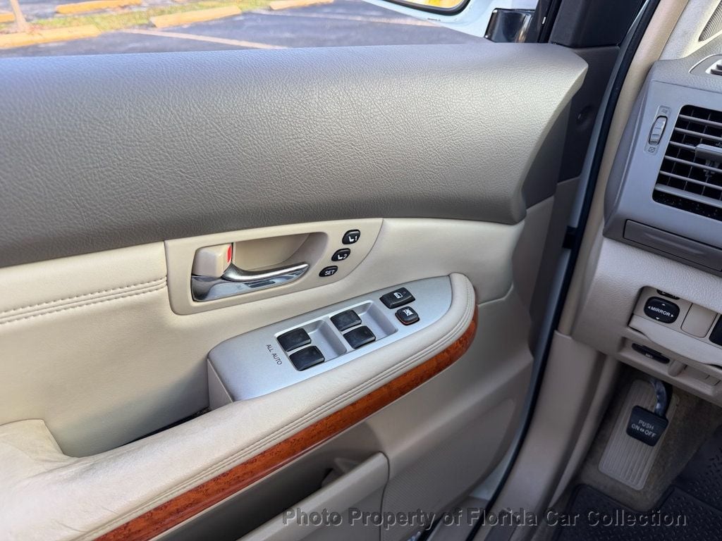 2004 Lexus RX 330 AWD SUV Premium - 22973776 - 70