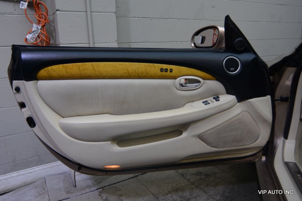 2004 Lexus SC 430 2dr Convertible - 23055672 - 17