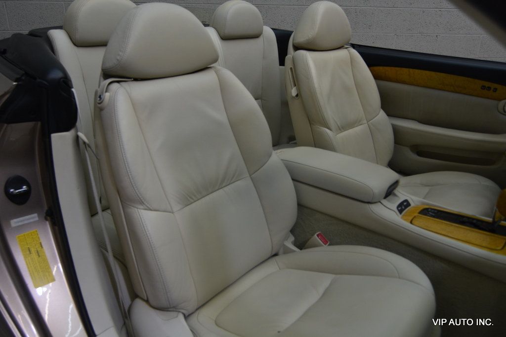 2004 Lexus SC 430 2dr Convertible - 23055672 - 22