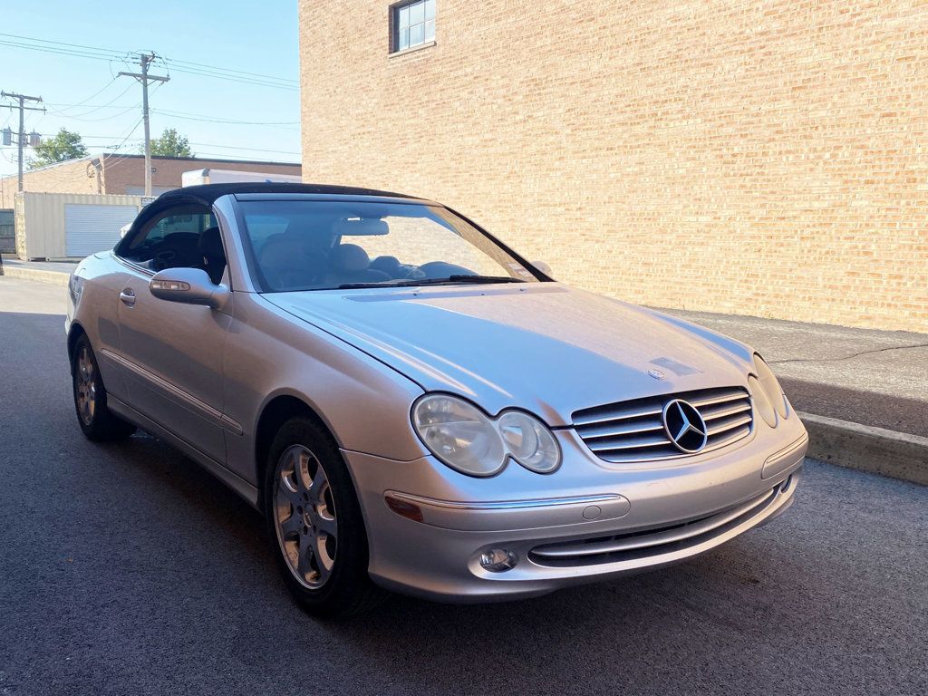 2004 Mercedes Benz CLK 320 Cabriolet photo 2