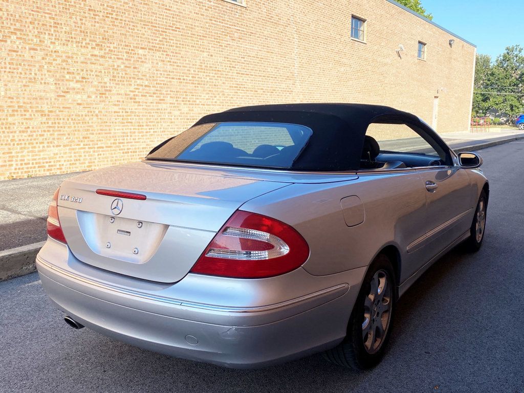 2004 Mercedes Benz CLK 320 Cabriolet photo 3