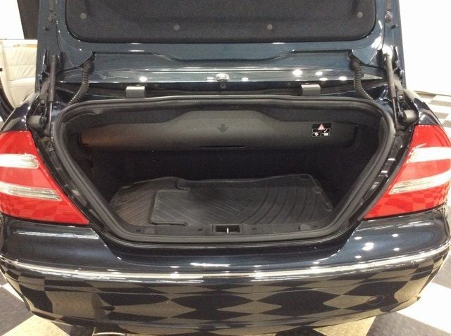 2004 Mercedes-Benz CLK CLK320 2dr Cabriolet 3.2L - 22956794 - 24