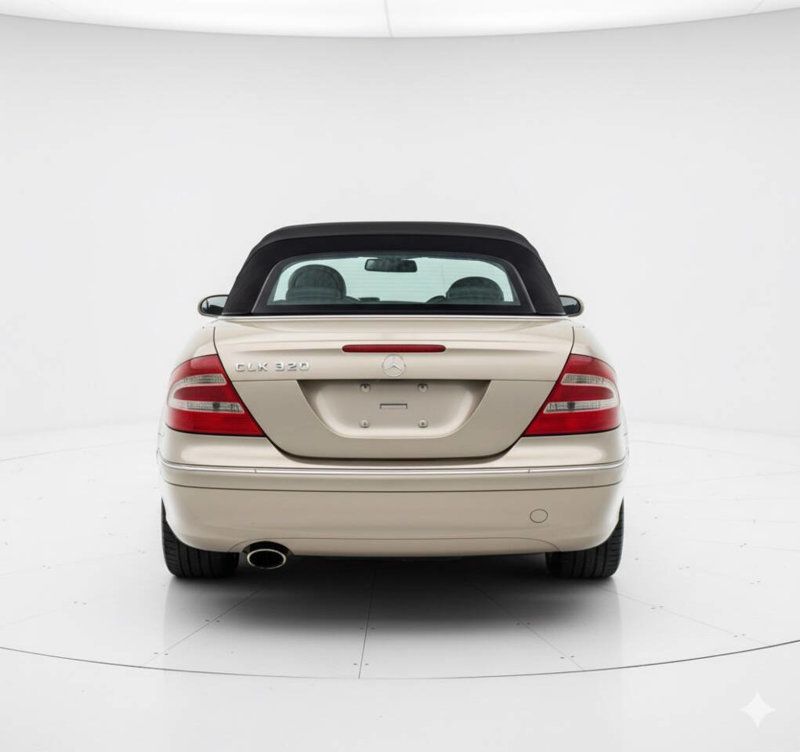 2004 Mercedes-Benz CLK CLK 320 2dr Convertible - 22937892 - 12