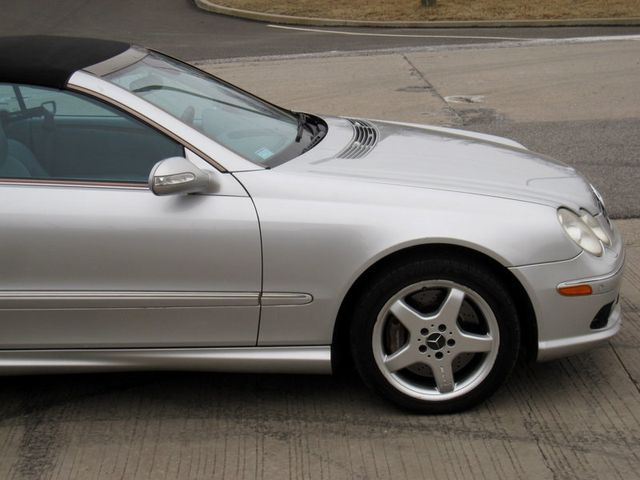 2004 Mercedes-Benz CLK CLK500 2dr Cabriolet 5.0L - 22775937 - 9