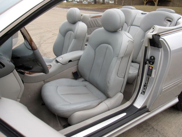 2004 Mercedes-Benz CLK CLK500 2dr Cabriolet 5.0L - 22775937 - 20