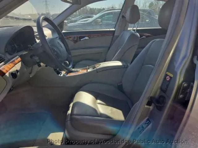 2004 Mercedes-Benz E-Class E320 4dr Sedan 3.2L 4MATIC - 22985958 - 8