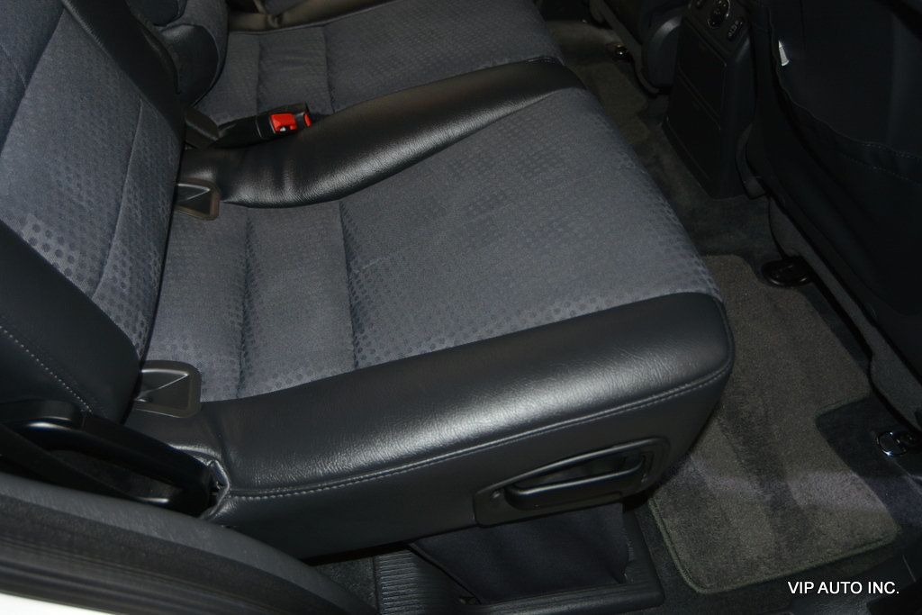 2004 Mercedes-Benz M-Class ML350 4MATIC 4dr 3.5L - 22973878 - 26