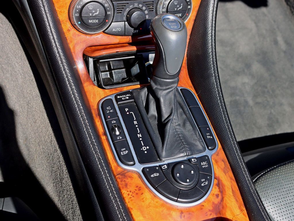 2004 Mercedes-Benz SL-Class 2dr SL55 Roadster 5.5L AMG - 23076126 - 16