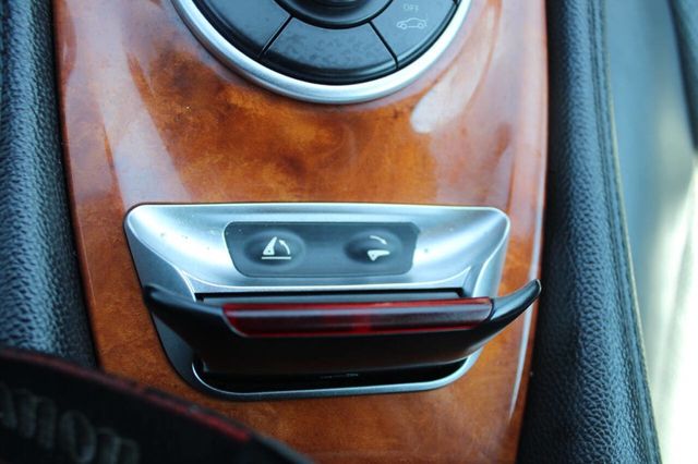 2004 Mercedes-Benz SL-Class SL500 2dr Roadster 5.0L - 22901694 - 19