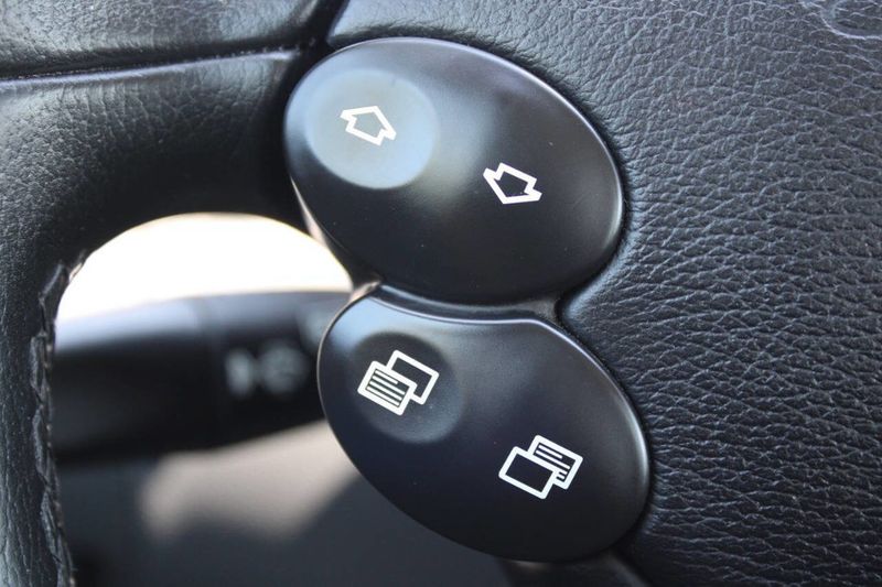 2004 Mercedes-Benz SL-Class SL500 2dr Roadster 5.0L - 22901694 - 26