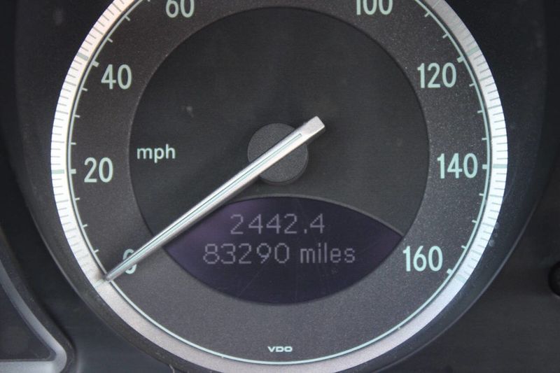 2004 Mercedes-Benz SL-Class SL500 2dr Roadster 5.0L - 22901694 - 28