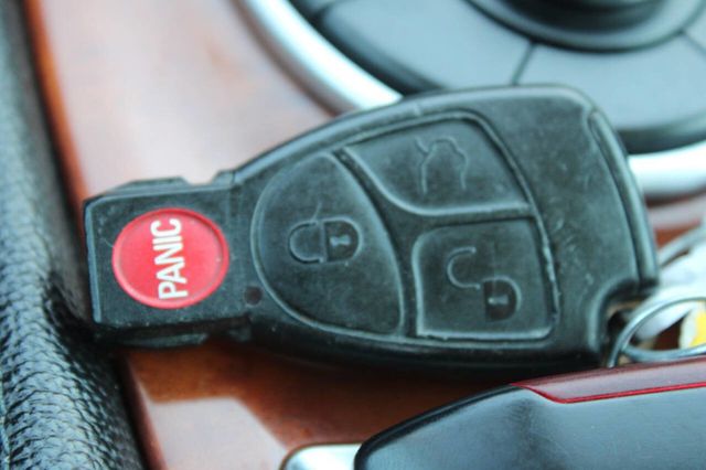 2004 Mercedes-Benz SL-Class SL500 2dr Roadster 5.0L - 22901694 - 30