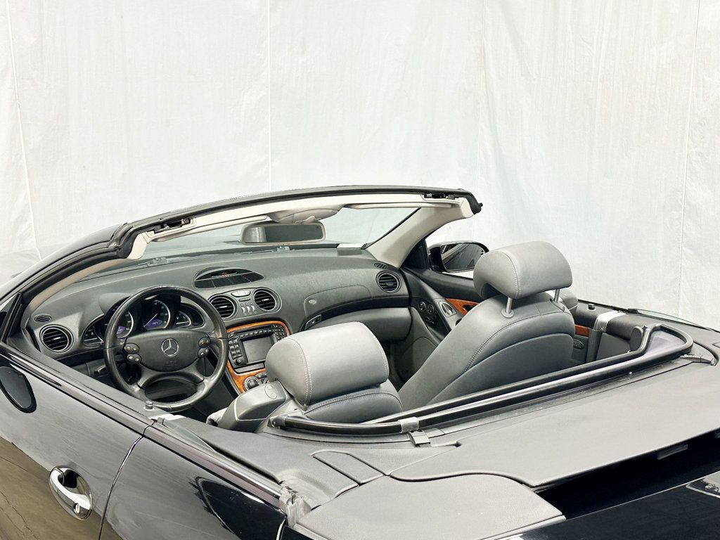 2004 Mercedes-Benz SL-Class SL500 2dr Roadster 5.0L - 23098735 - 19