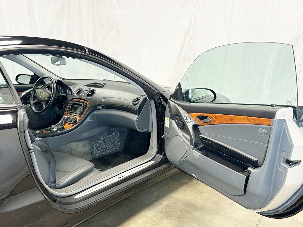 2004 Mercedes-Benz SL-Class SL500 2dr Roadster 5.0L - 23098735 - 23