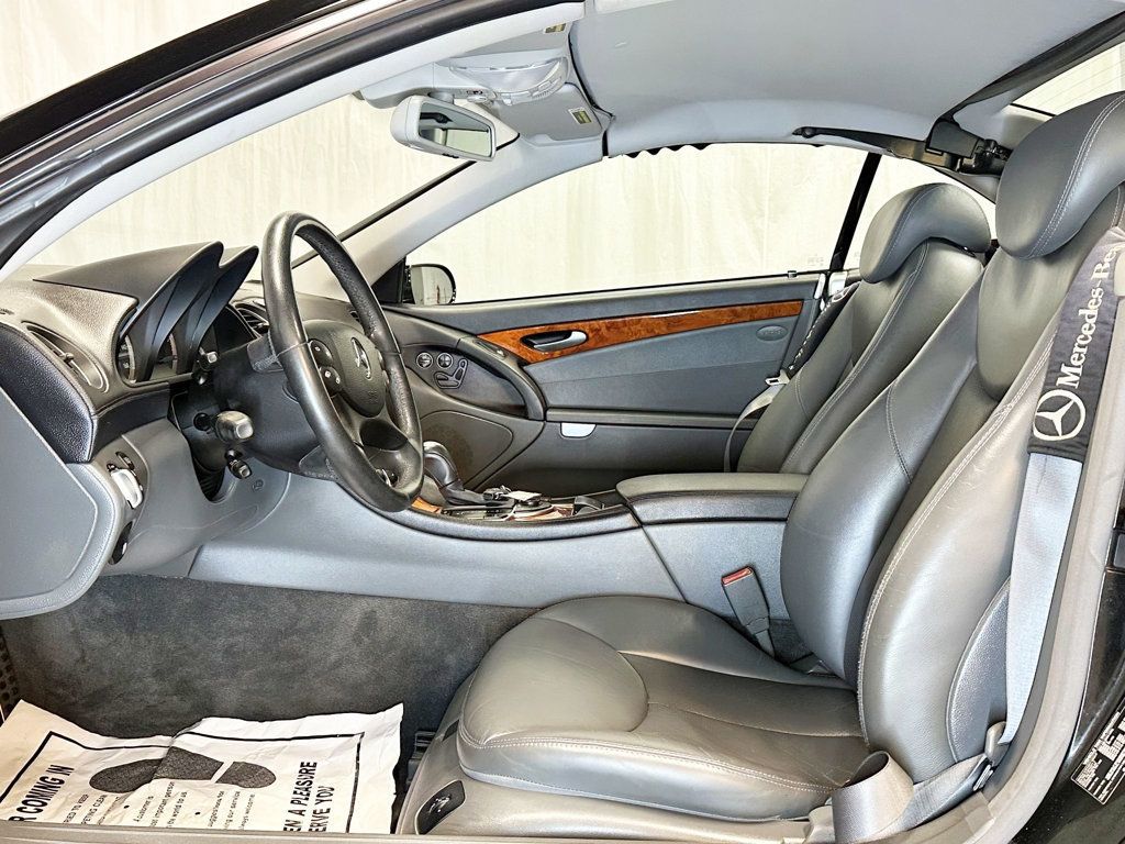 2004 Mercedes-Benz SL-Class SL500 2dr Roadster 5.0L - 23098735 - 27