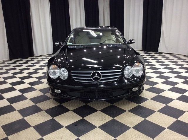 2004 Mercedes Benz SL 500 photo 2