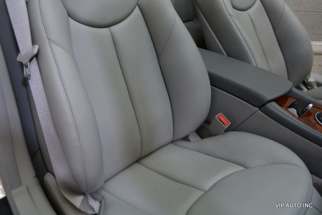 2004 Mercedes-Benz SL-Class SL500 2dr Roadster 5.0L - 22994749 - 17