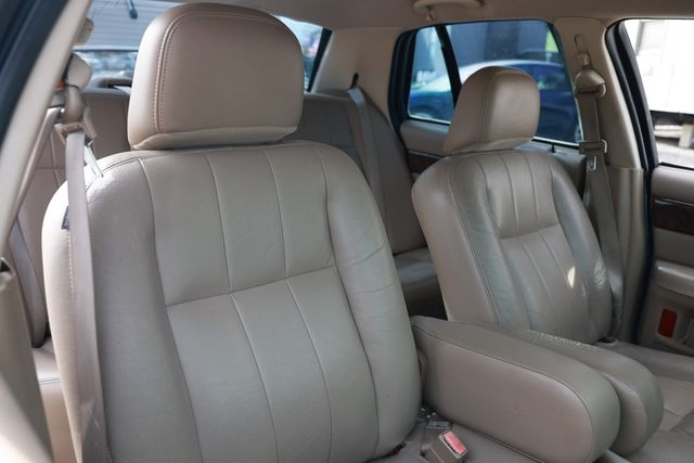 2004 Mercury Grand Marquis 4dr Sedan LS Ultimate - 22991967 - 18