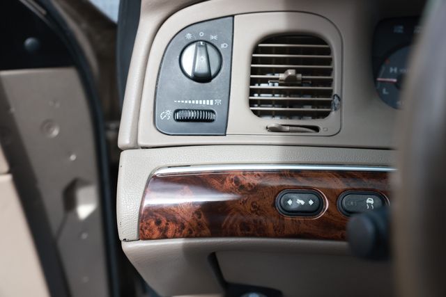 2004 Mercury Grand Marquis 4dr Sedan LS Ultimate - 22991967 - 44