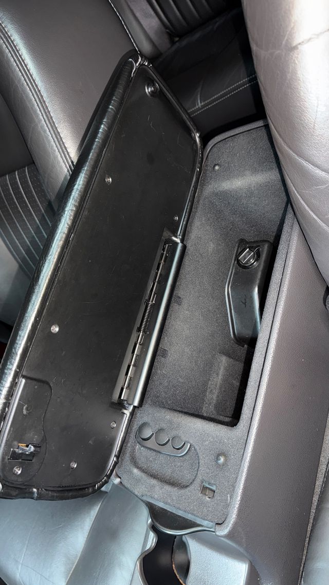 2004 Mercury Marauder 4dr Sedan - 22984333 - 61