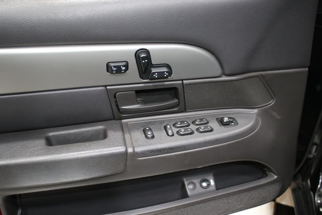 2004 Mercury Marauder 4dr Sedan - 22995699 - 43