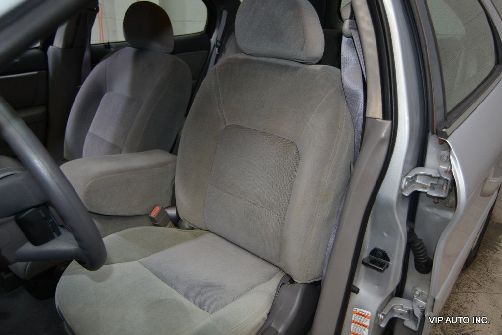 2004 Mercury Sable 4dr Wagon GS - 23029333 - 9