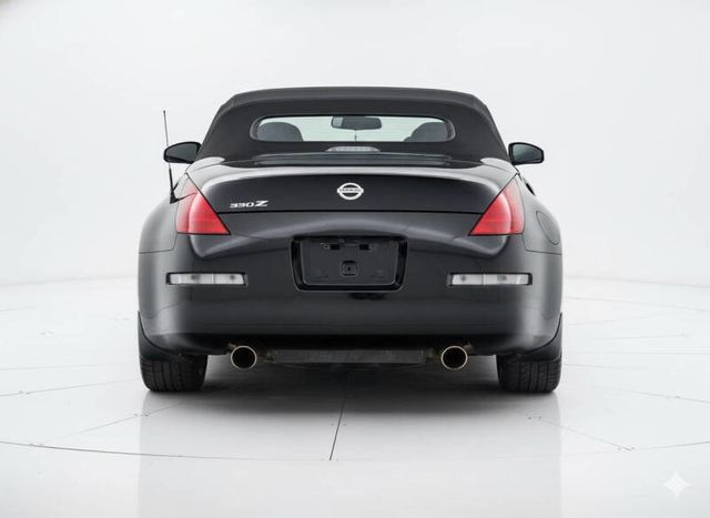 2004 Nissan 350Z 2dr Roadster Enthusiast Manual - 22896444 - 4