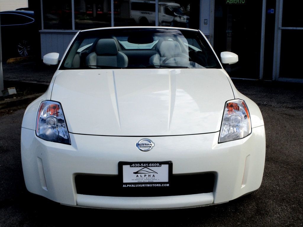 2004 Nissan 350Z 2dr Roadster Touring Manual - 23094764 - 4