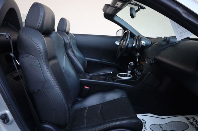 2004 Nissan 350Z Touring - 23061137 - 20