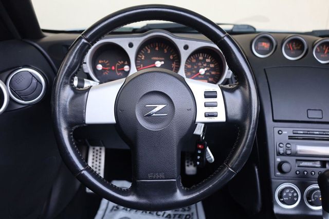 2004 Nissan 350Z Touring - 23061137 - 24