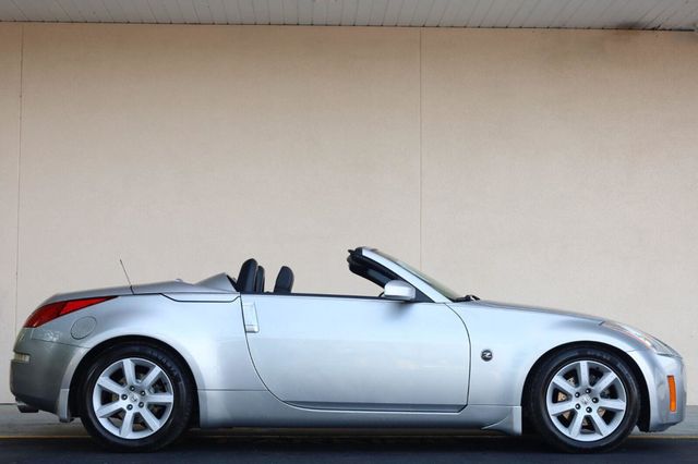 2004 Nissan 350Z Touring - 23061137 - 4