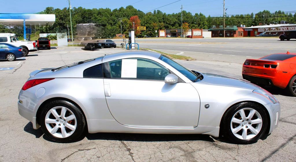 2004 Nissan 350Z Touring photo 4
