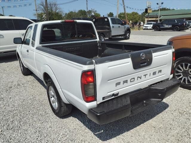 2004 Nissan Frontier 2WD XE King Cab I4 Automatic - 22552250 - 22