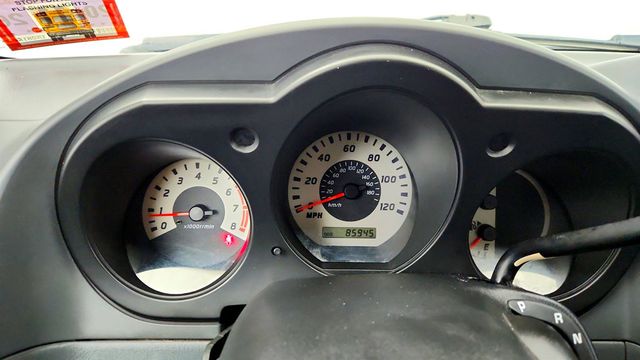 2004 Nissan Frontier 2WD XE King Cab I4 Automatic w/ Value Truck Package - 23012273 - 13