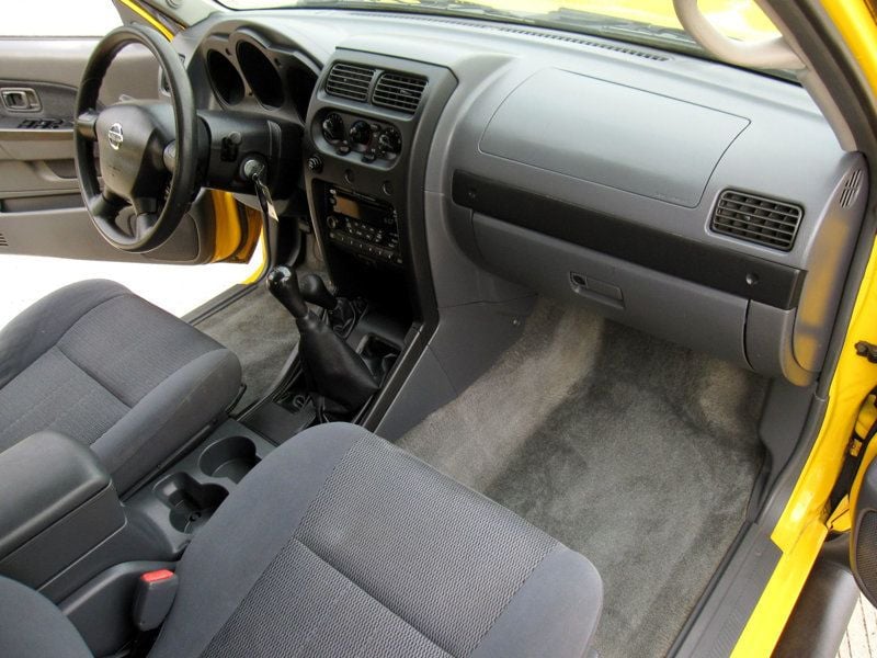 2004 Nissan Frontier 4WD XE Crew Cab V6 Manual Long Bed - 23025046 - 23