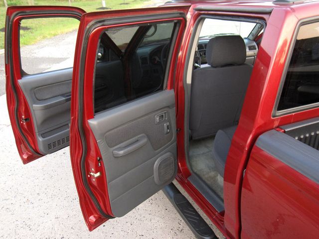 2004 Nissan Frontier 4WD XE Crew Cab V6 Manual Long Bed - 23067320 - 27