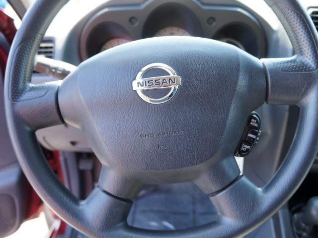 2004 Nissan Frontier 4WD XE-V6 - 11956915 - 10
