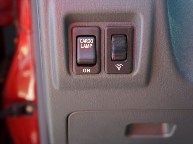 2004 Nissan Frontier 4WD XE-V6 - 11956915 - 12