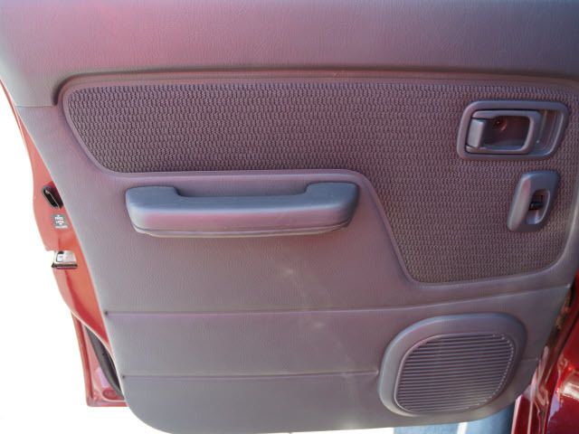 2004 Nissan Frontier 4WD XE-V6 - 11956915 - 14