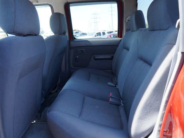 2004 Nissan Frontier 4WD XE-V6 - 11956915 - 5