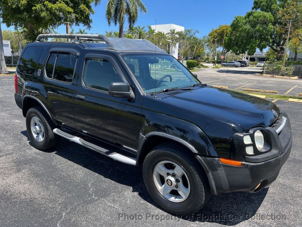 2004 Nissan Xterra SE photo 2