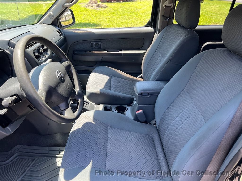 2004 Nissan Xterra SE photo 40