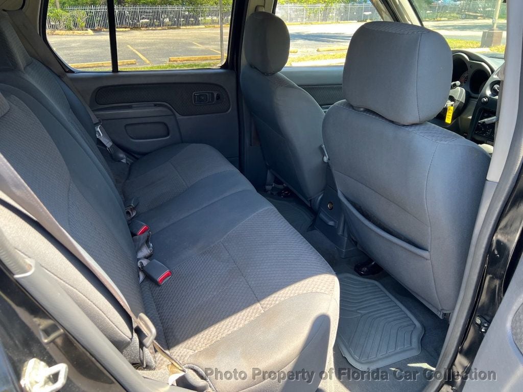 2004 Nissan Xterra SE photo 43