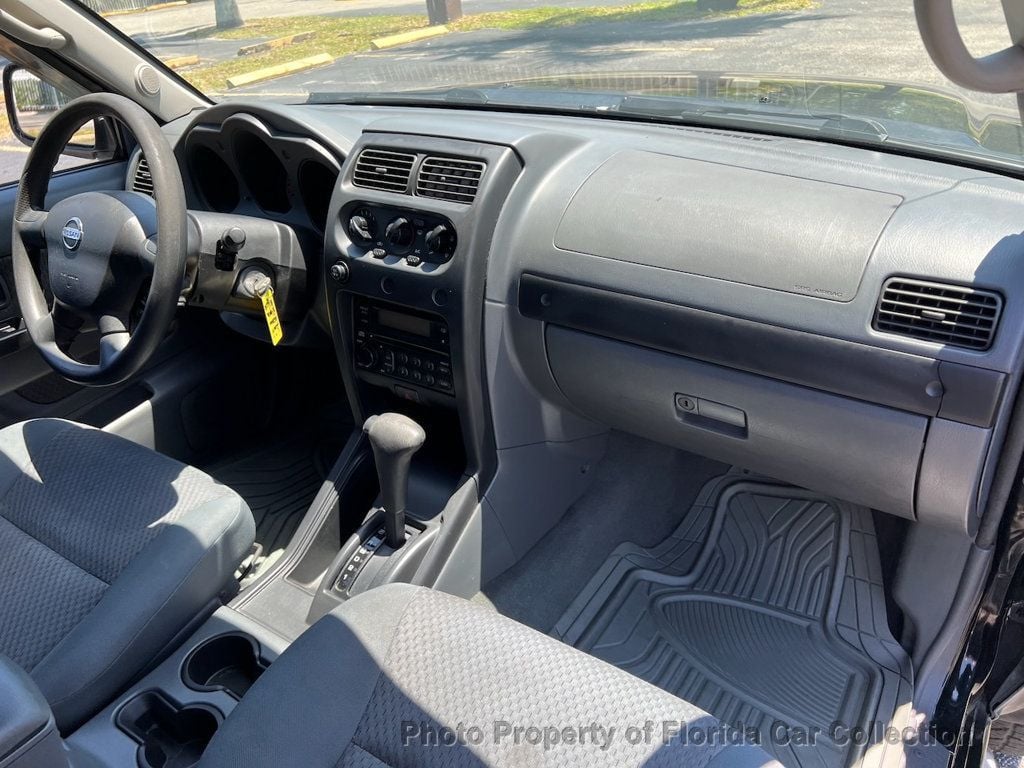 2004 Nissan Xterra SE photo 45