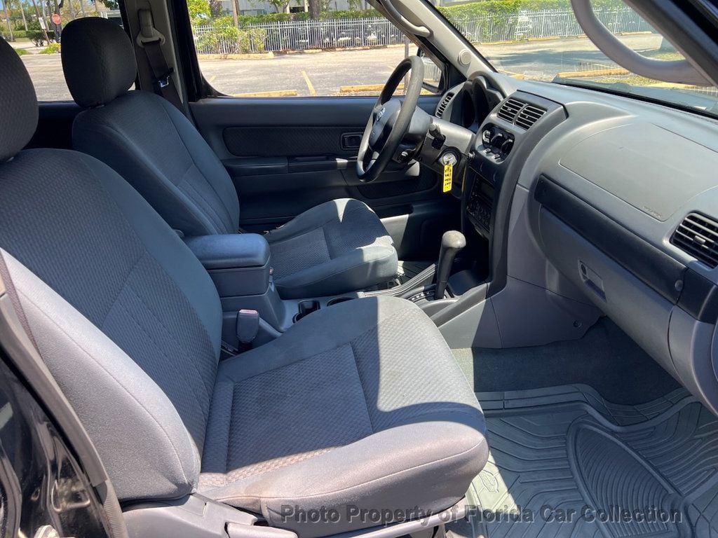 2004 Nissan Xterra SE photo 47