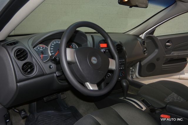 2004 Pontiac Grand Prix 4dr Sedan GT1 - 23002160 - 10